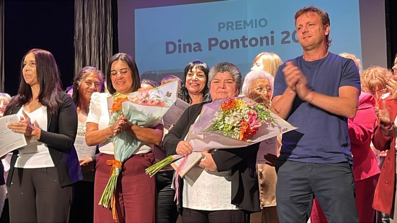 Elena Riveros gan� el Premio �Dina Pontoni�